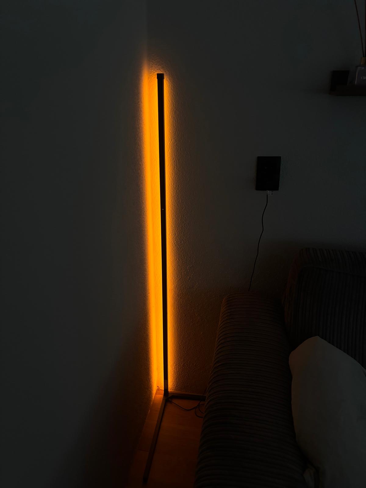 LED Stehlampe - Varax