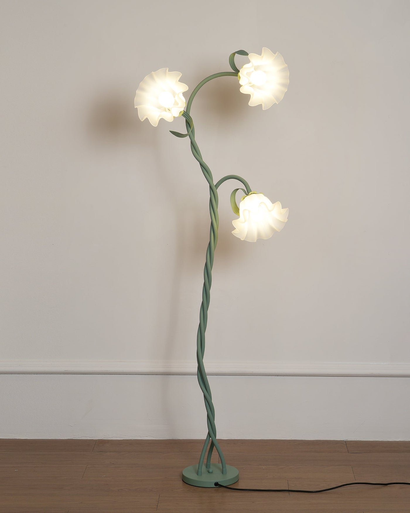 Stehlampe Wohnzimmer E27 | Blütenform | Colyn