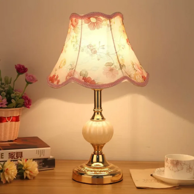 Tischlampe aus Metall E27 skandinavisch | Zyvon