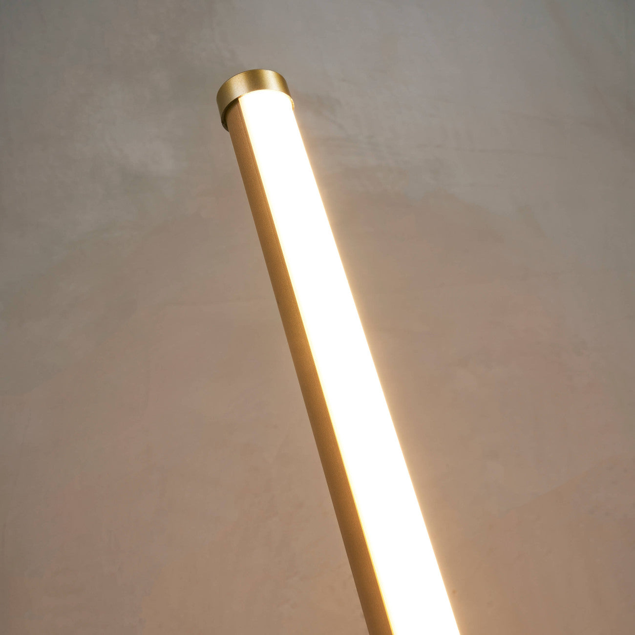LED Stehlampe dimmbar - Xera